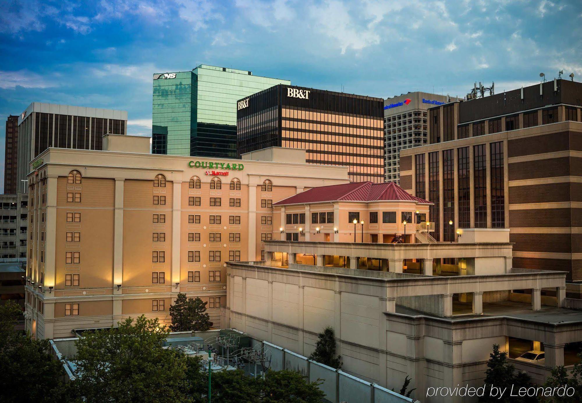 Courtyard By Marriott Norfolk Downtown Hotel Exterior foto